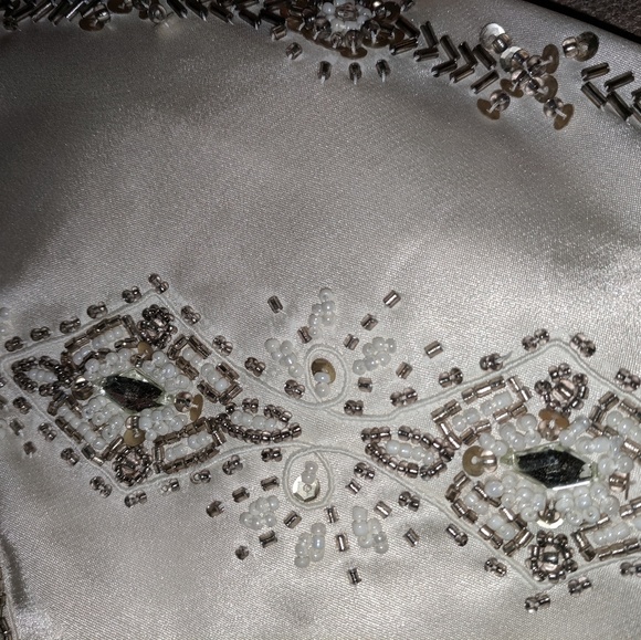 Suewong - Picture 5 of 8